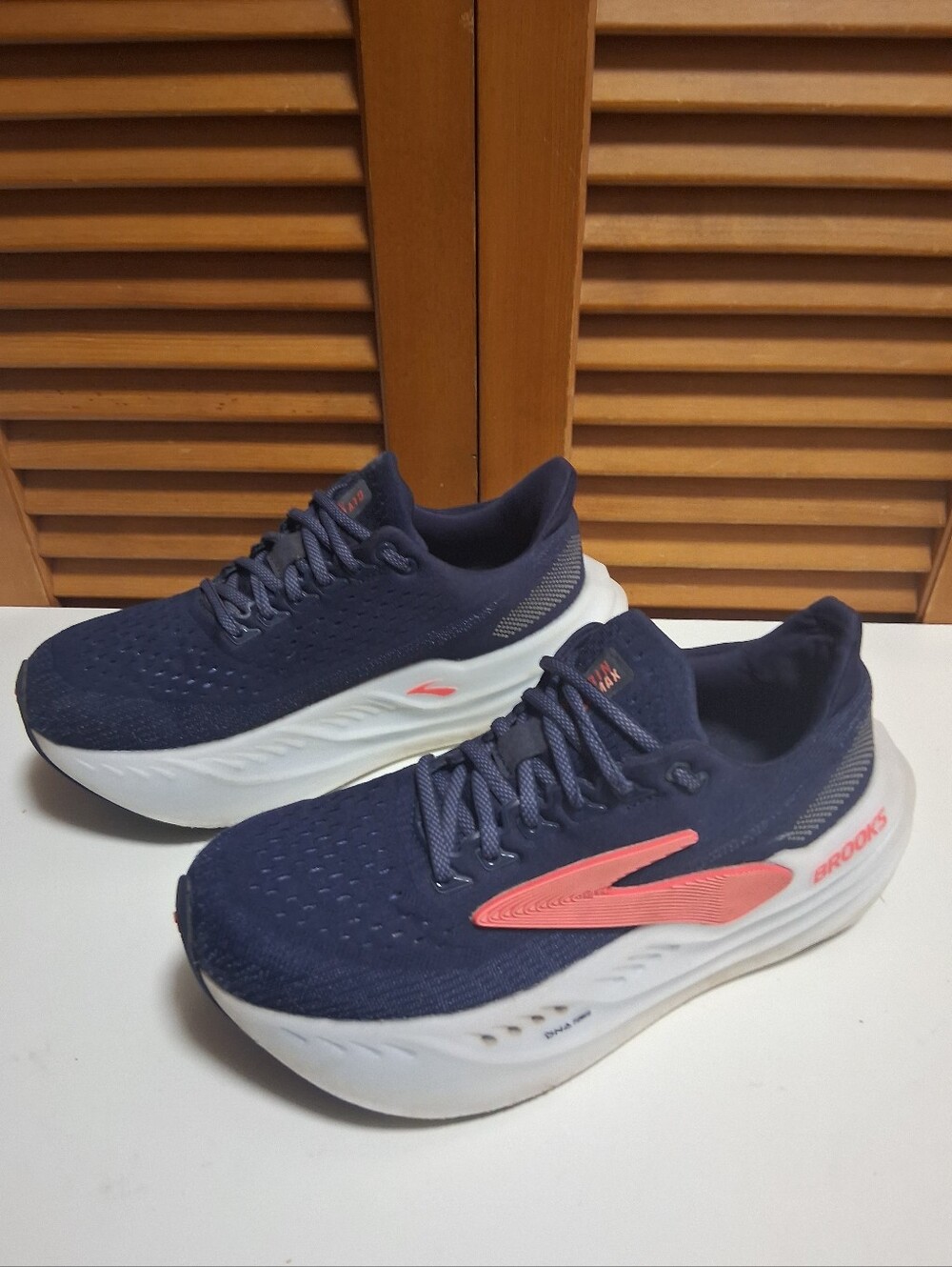 Brooks Glycerin Max Women’s Running Shoe * Size: 8.5 (Medium) - Picture 2 of 8